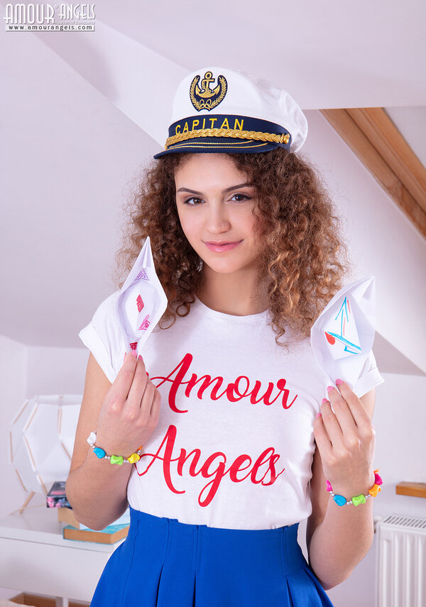 Арина, 23 года, 0 размер груди